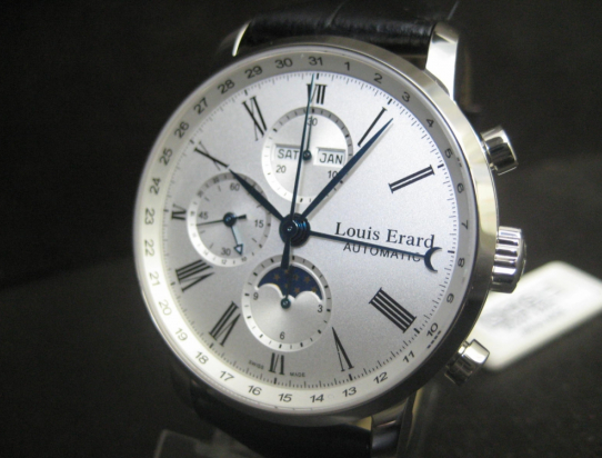 Excellence Calendar Moon